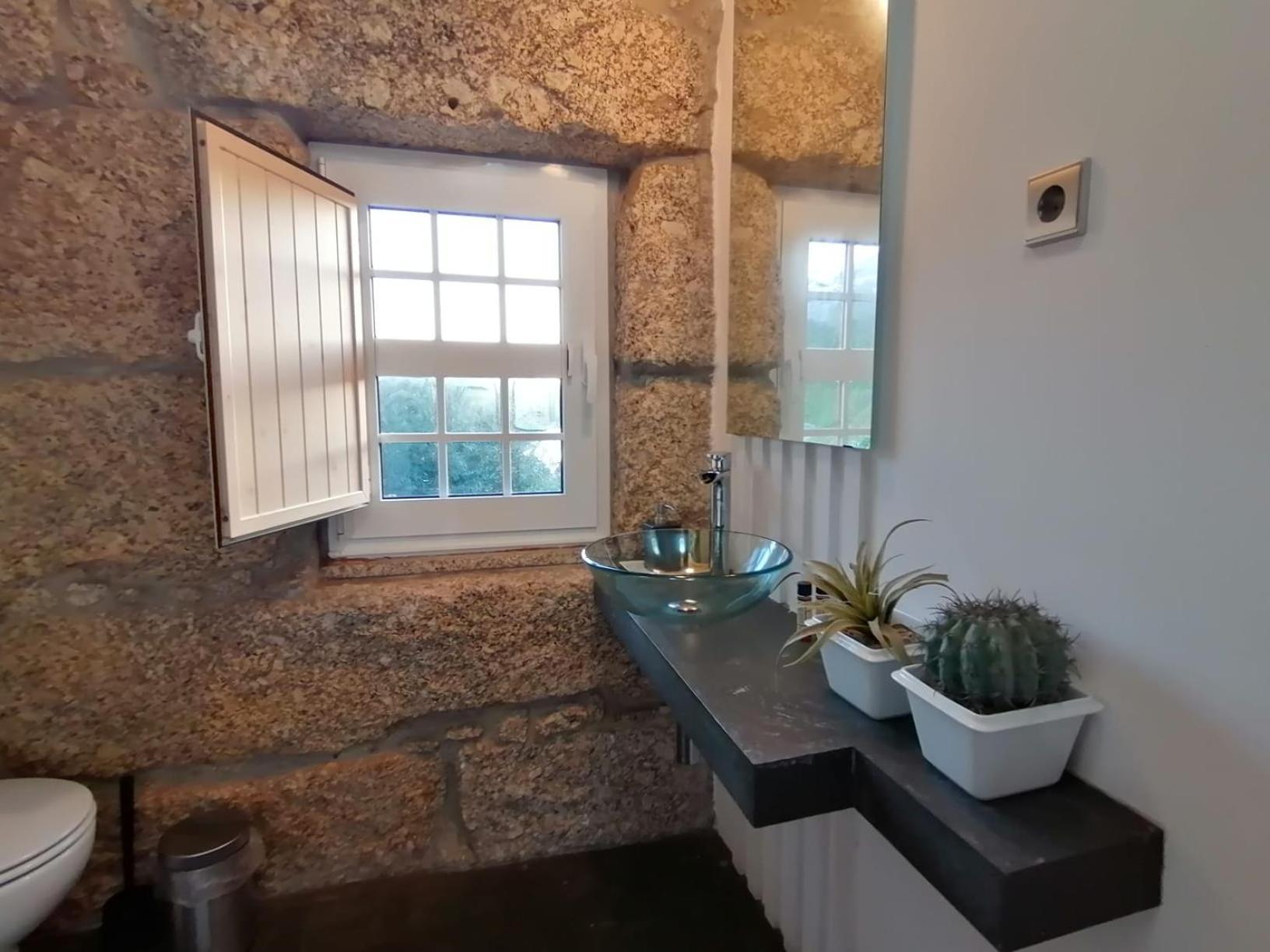 فيلا "Bouca Drigues" Casa Antiga De Pedra Com Piscina E Vista Rio أمارانتي المظهر الخارجي الصورة